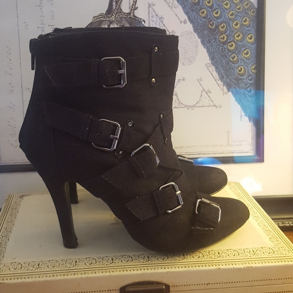 Black Buckle Ankle Boots / Heels